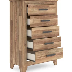 Clearance American Furniture Galleries Finaria Chest