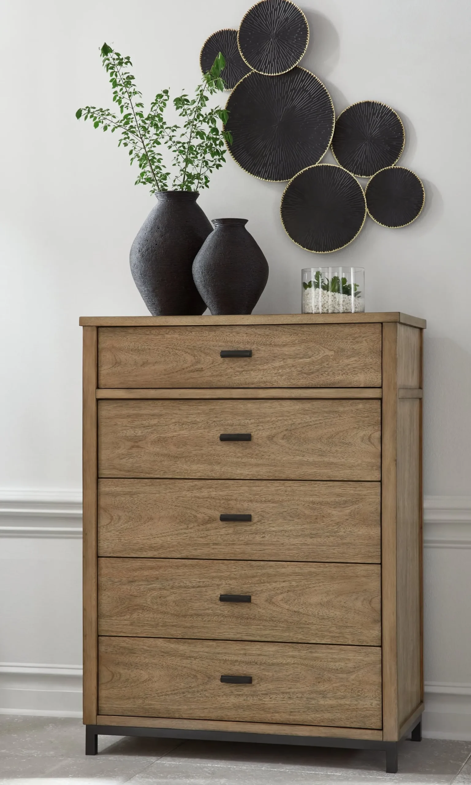 Outlet American Furniture Galleries Tomtyn Chest